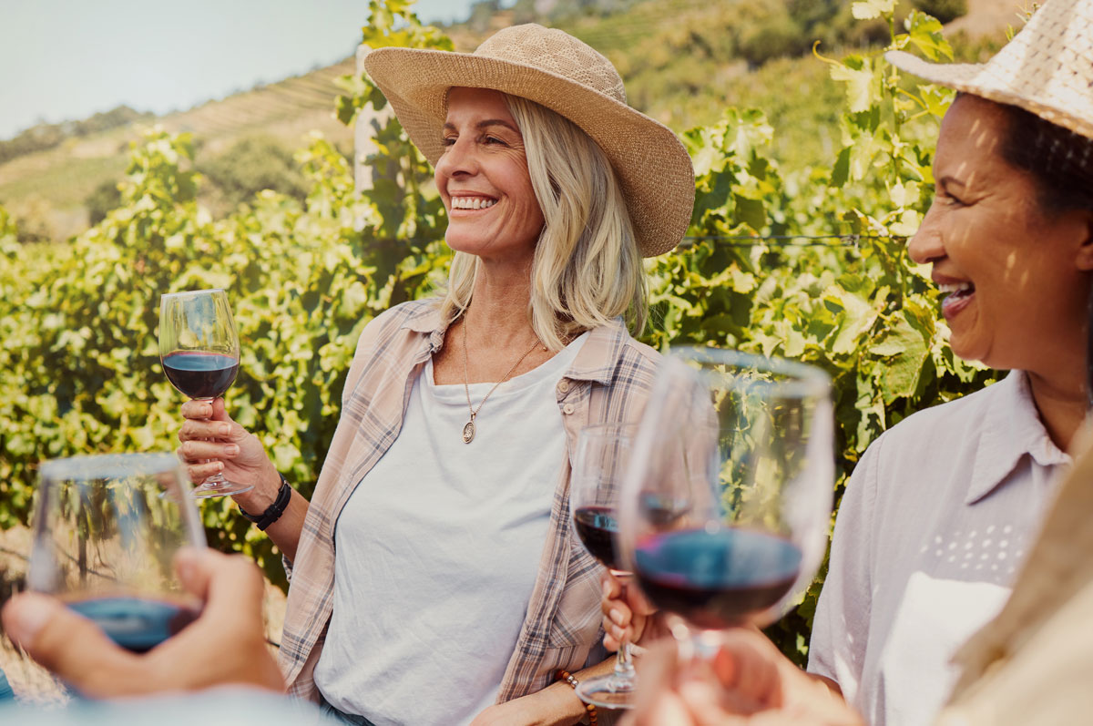 healdsburg-vs-sonoma-plaza-featured-image group wine tasting in Sonoma or Healdsburg