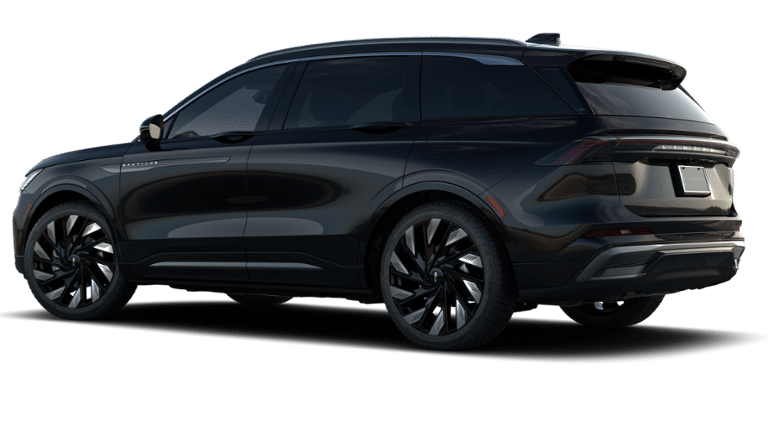 2026 Lincoln Nautilus side view